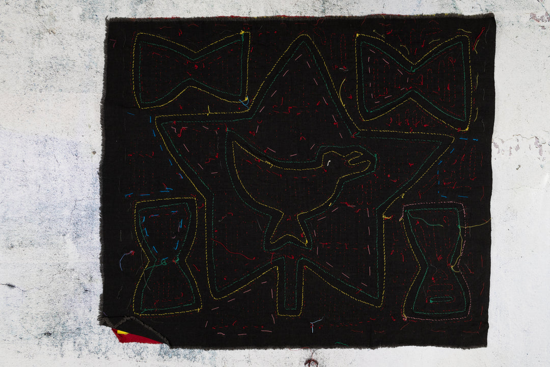 Vintage RED Star Birdie Bowtie Mola