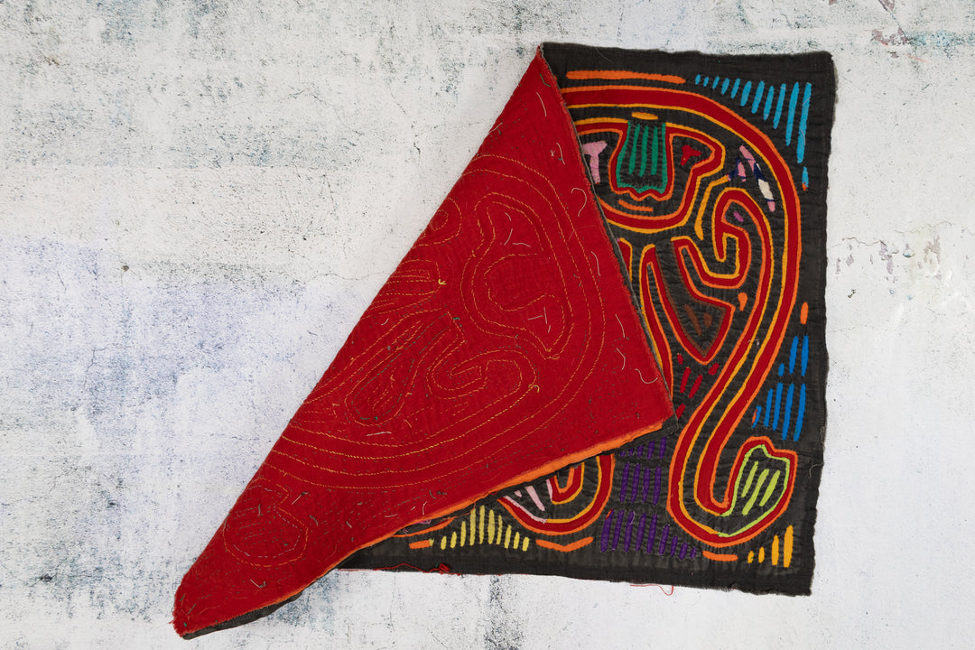 Vintage Twin Sister Mola