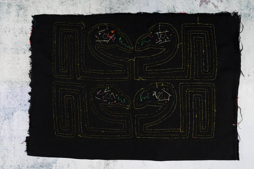 Vintage Former Kuna Mola Blouse Mola