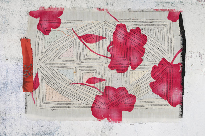 Vintage Red Rose Background Material Mola