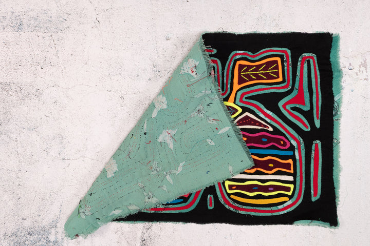 19th Hole Golf Course Green with Sand Trap Mola