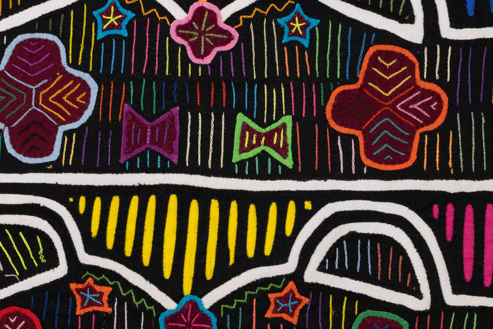 Weird Automobile Fender Bender Mola