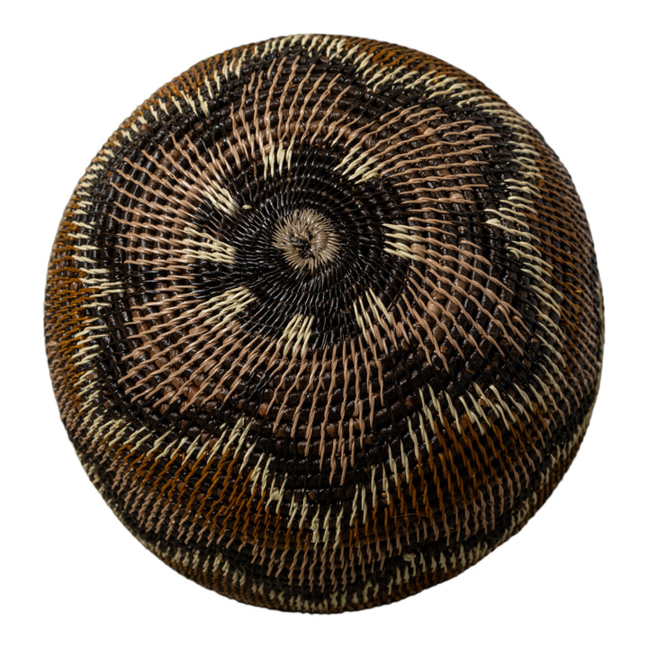 Brown And White Gentle Surf Rainforest Basket