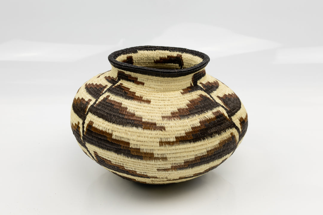 woven Southwest black white brown bird of paradise design large basket Panama art