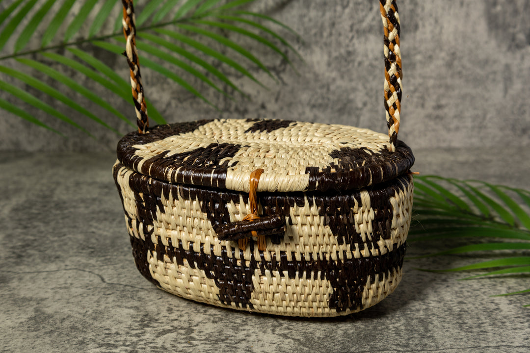 Oval Vintage Hanging Basket