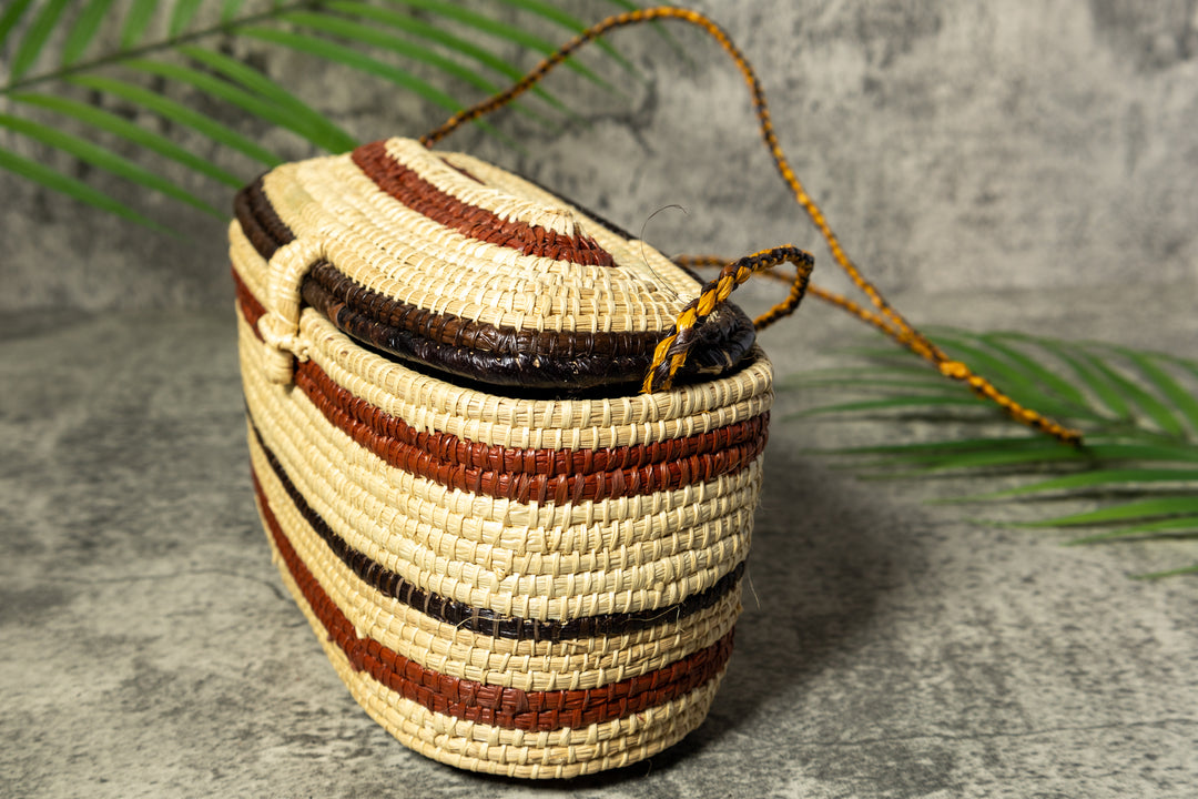 Vintage Hanging Basket Purse