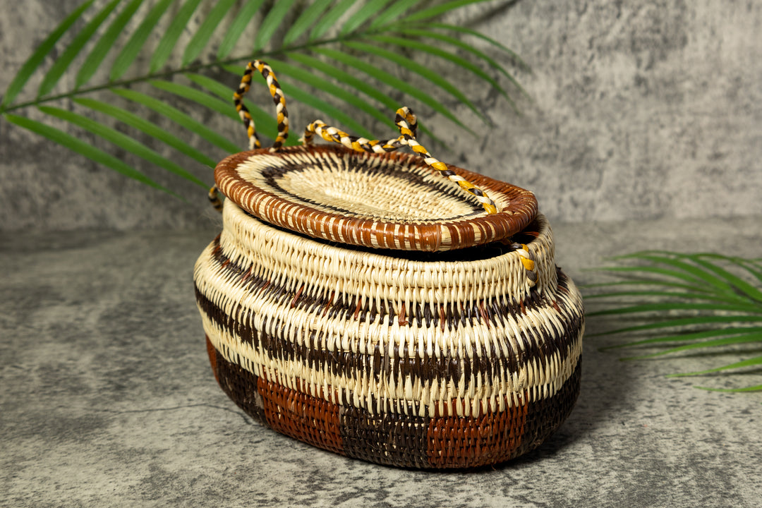 Oval Vintage Hanging Basket