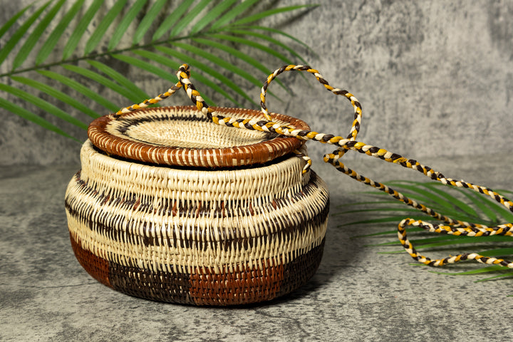 Oval Vintage Hanging Basket