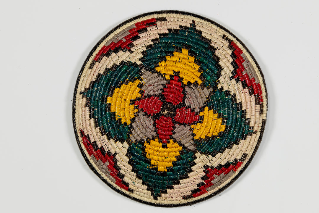Red Center Flower Blossom Small Basket Plate