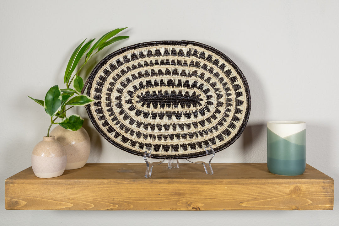 Black and White Oval-Shaped Basket Plate