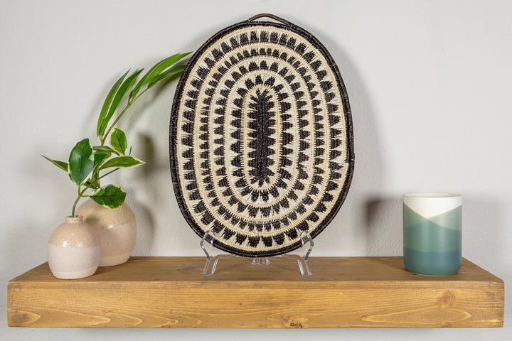 Black and White Oval-Shaped Basket Plate