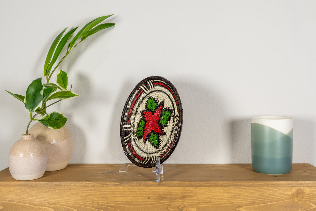 Red And Green Spiral Flower Small Basket Plate