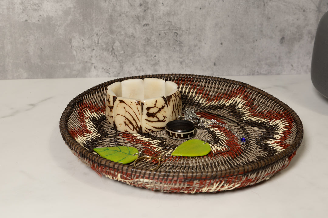 Cosmic Pulsating Star Basket Plate