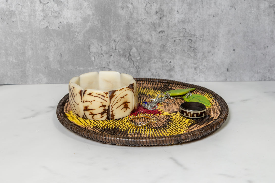 Red Center Buttercup Floral Flower Basket Plate