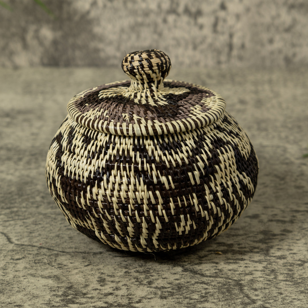 Black And White Rainforest Basket With Top