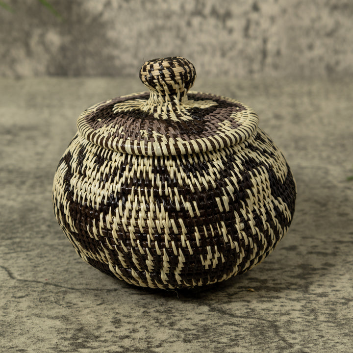 Black And White Rainforest Basket With Top