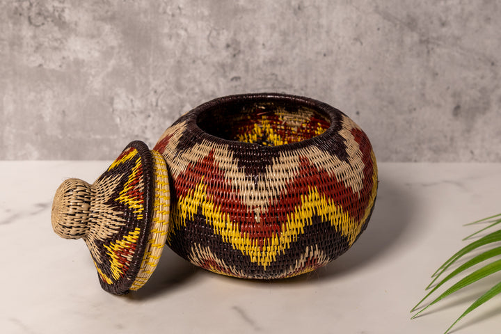 Angry Waves Woven Basket With Top