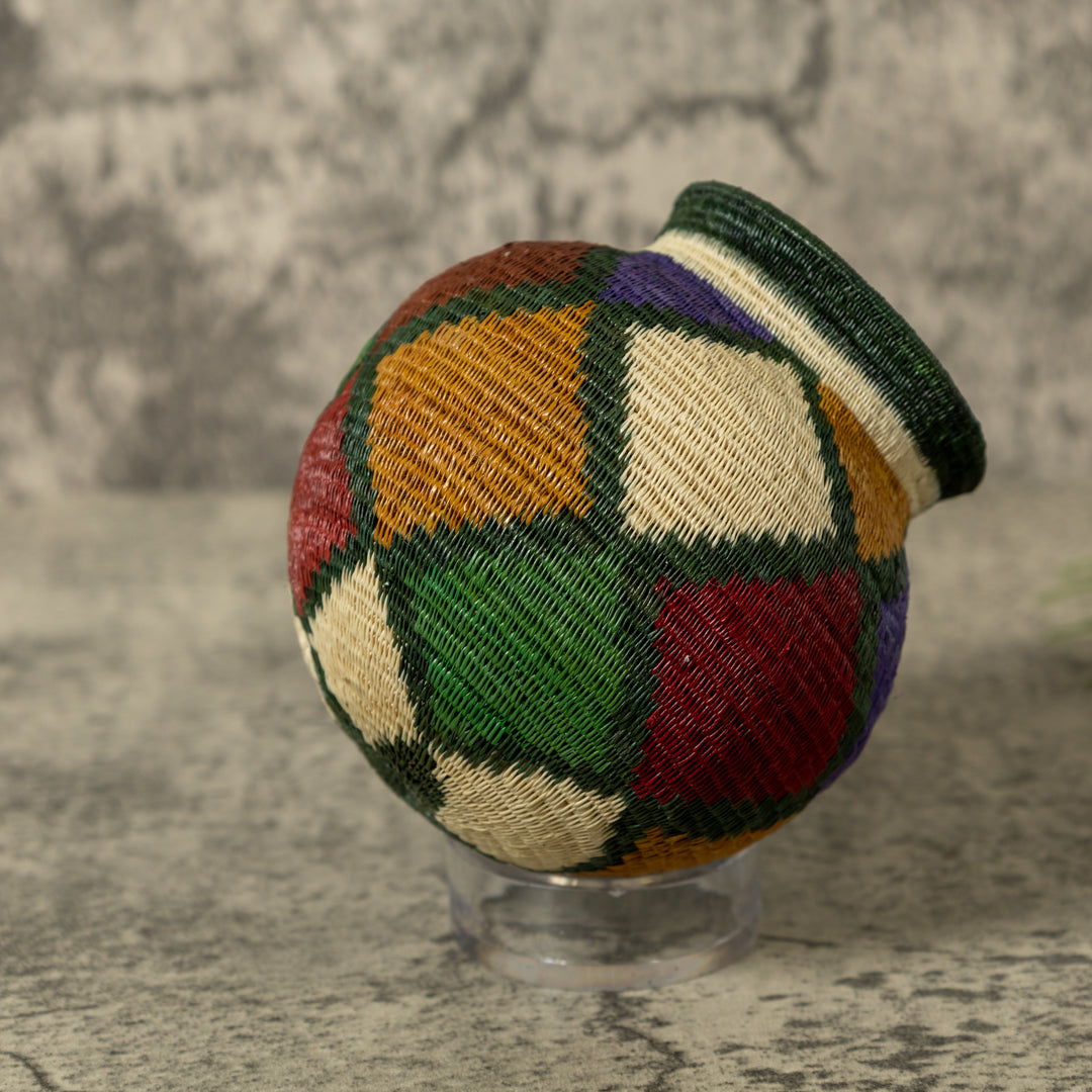 Raibow Diamond Design Rainforest Basket