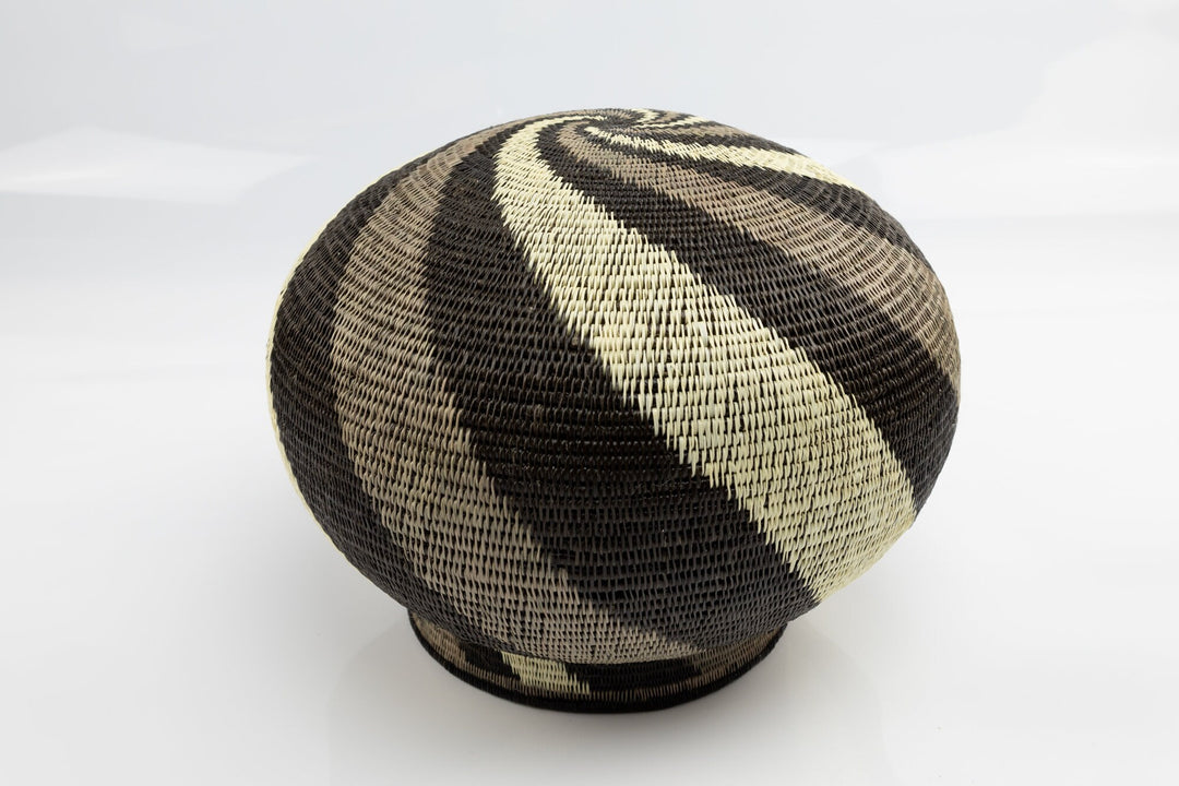 Hand Woven Large Basket Made By Wounaan And Emberá Panama Indians. Bowl Basket, Woven Basket, Basket Decor, Woven Storage