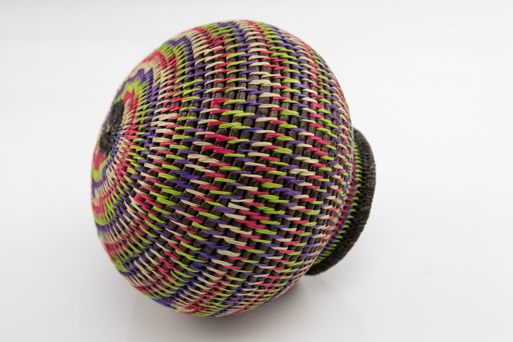 Hand Woven Rainbow Basket Made By Wounaan And Emberá Panama Indians. Bowl Basket, Woven Basket, Basket Decor, Woven Storage