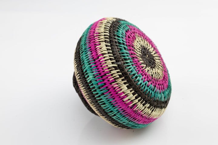 Hand Woven Special Color Basket Made By Wounaan And Emberá Panama Indians. Bowl Basket, Woven Basket, Basket Decor, Woven Storage